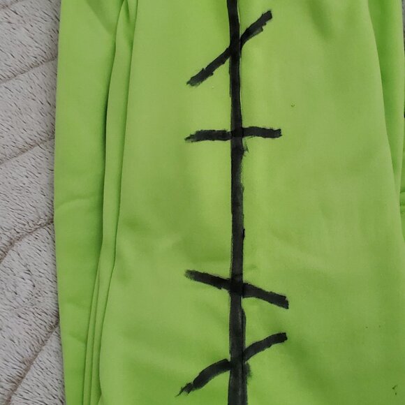 Oogie Boogie design Green Fleece Sweatsuit - Picture 2 of 8